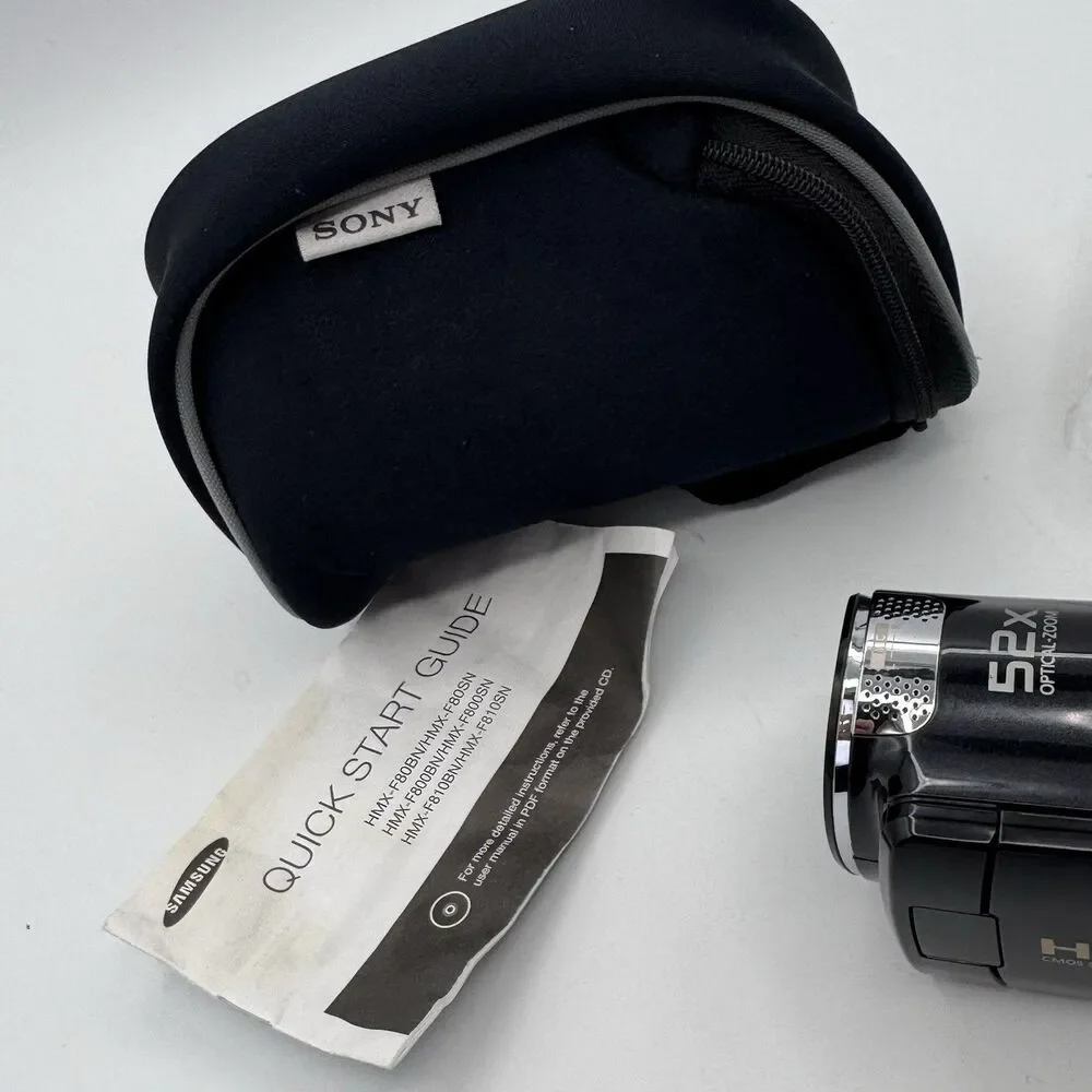 Samsung HMX-F80 HD Camcorder 16GB SD Card Case Battery Charger EUC